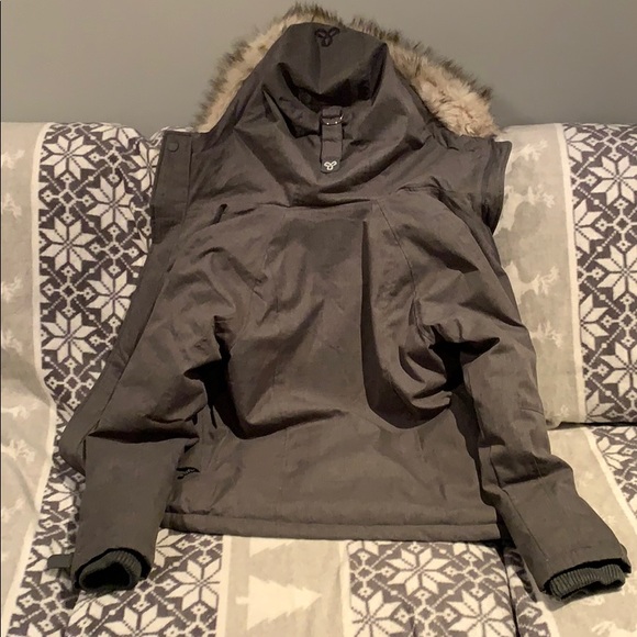SOLD Tna winter coat - Picture 7 of 10